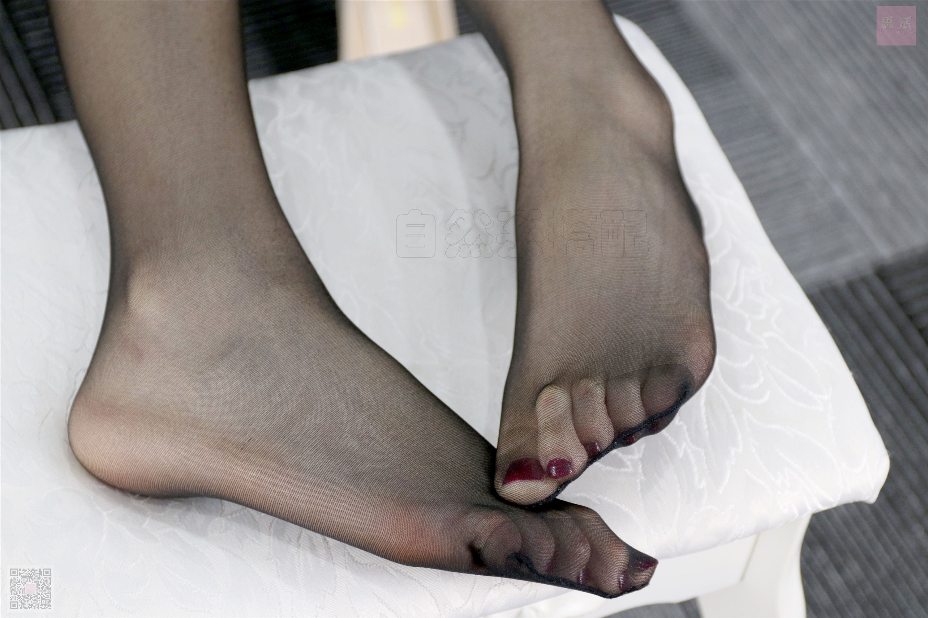 SiHua思话  SH028 珺洁 当黑丝袜遇上羞脸